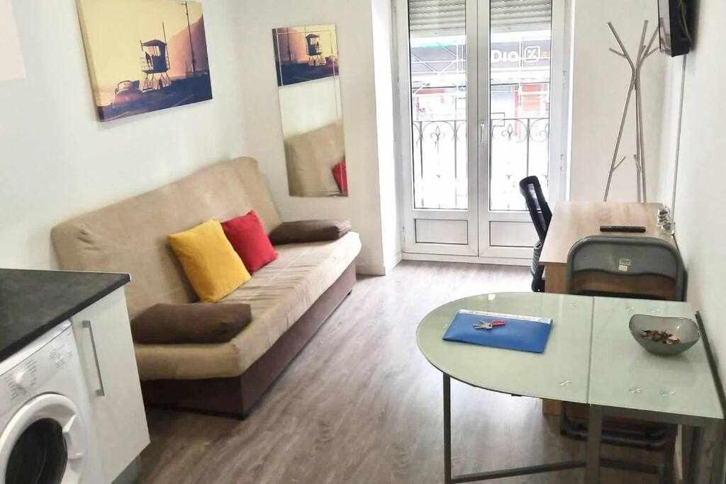 Comodo Y Agradable Estudio En Madrid Centro A5 Exterior photo
