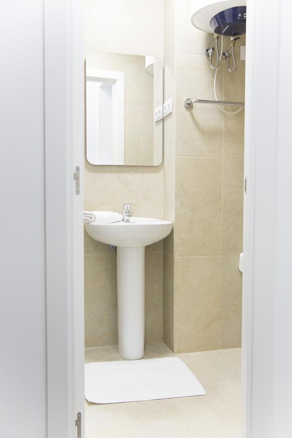 Comodo Y Agradable Estudio En Madrid Centro A5 Exterior photo